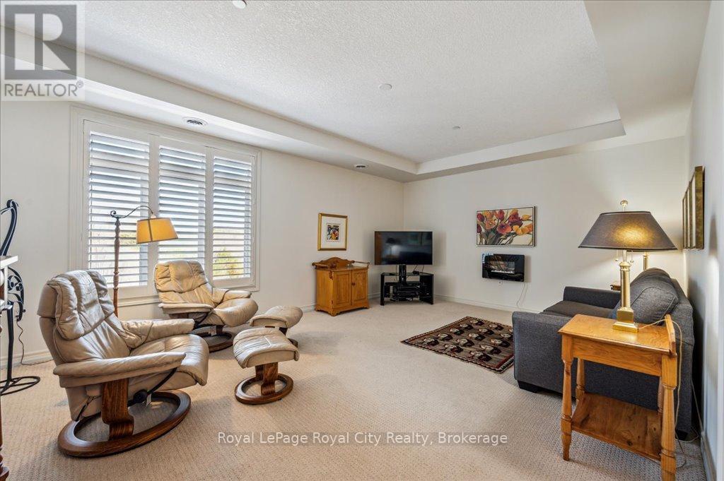 212 - 71 Bayberry Drive, Guelph, Ontario  N1G 5K9 - Photo 18 - X12331359