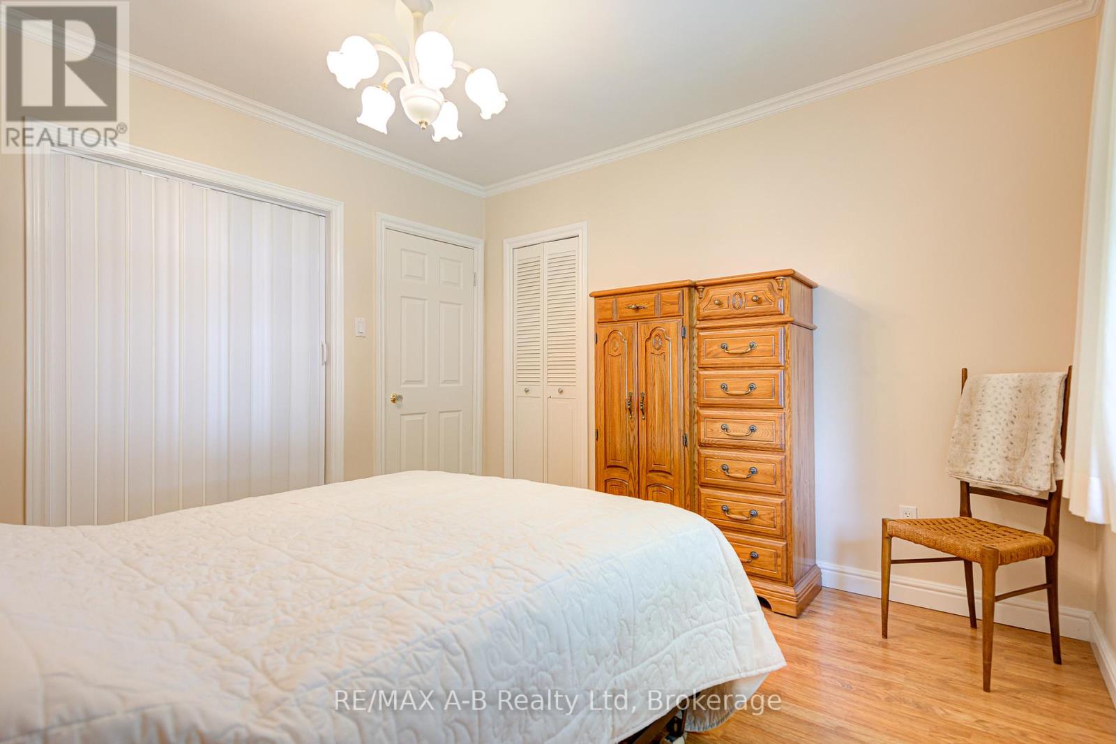 58 Normandy Drive, Stratford, Ontario  N5A 6A5 - Photo 23 - X12331363