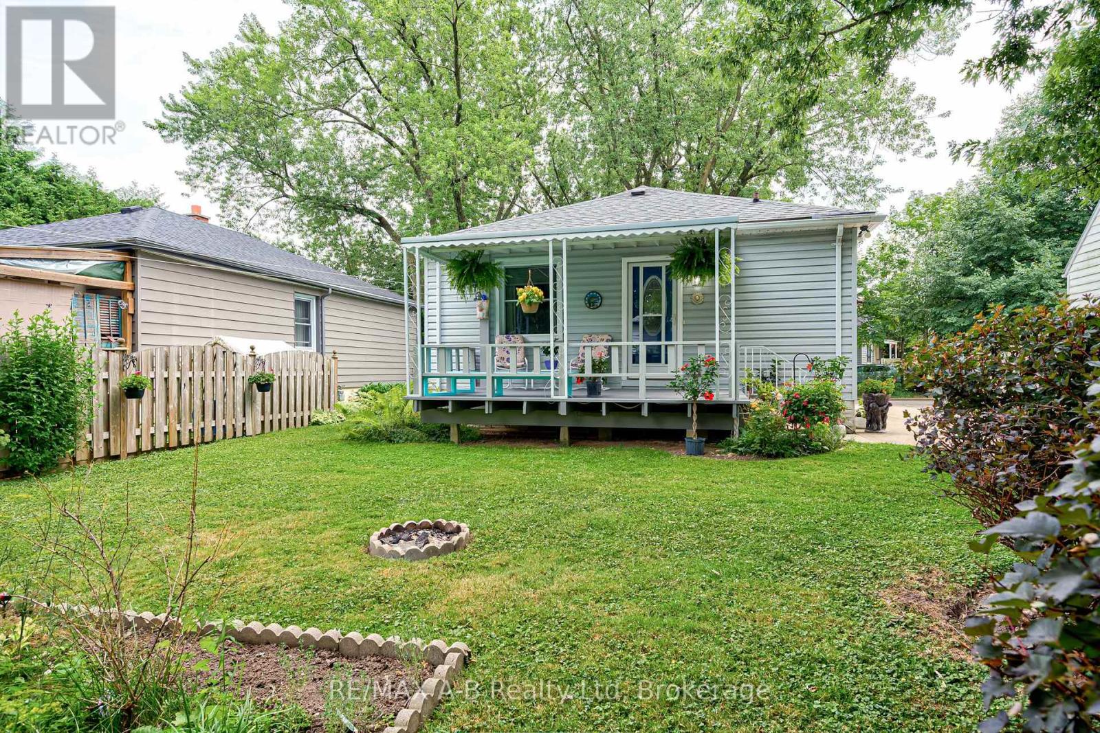 58 Normandy Drive, Stratford, Ontario  N5A 6A5 - Photo 38 - X12331363