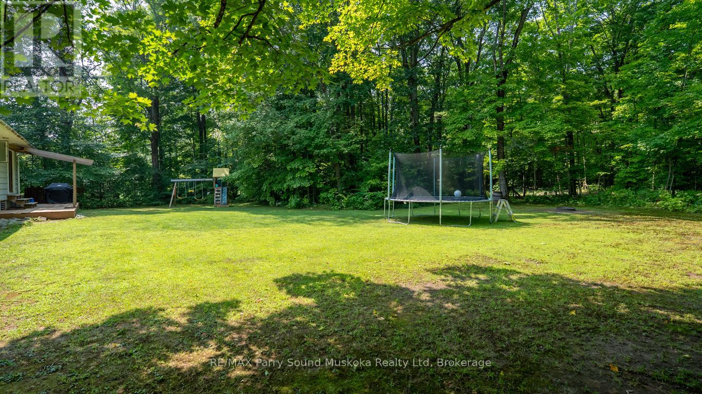 20 Sandy Plains Road, Seguin, Ontario  P2A 2W8 - Photo 42 - X12331471