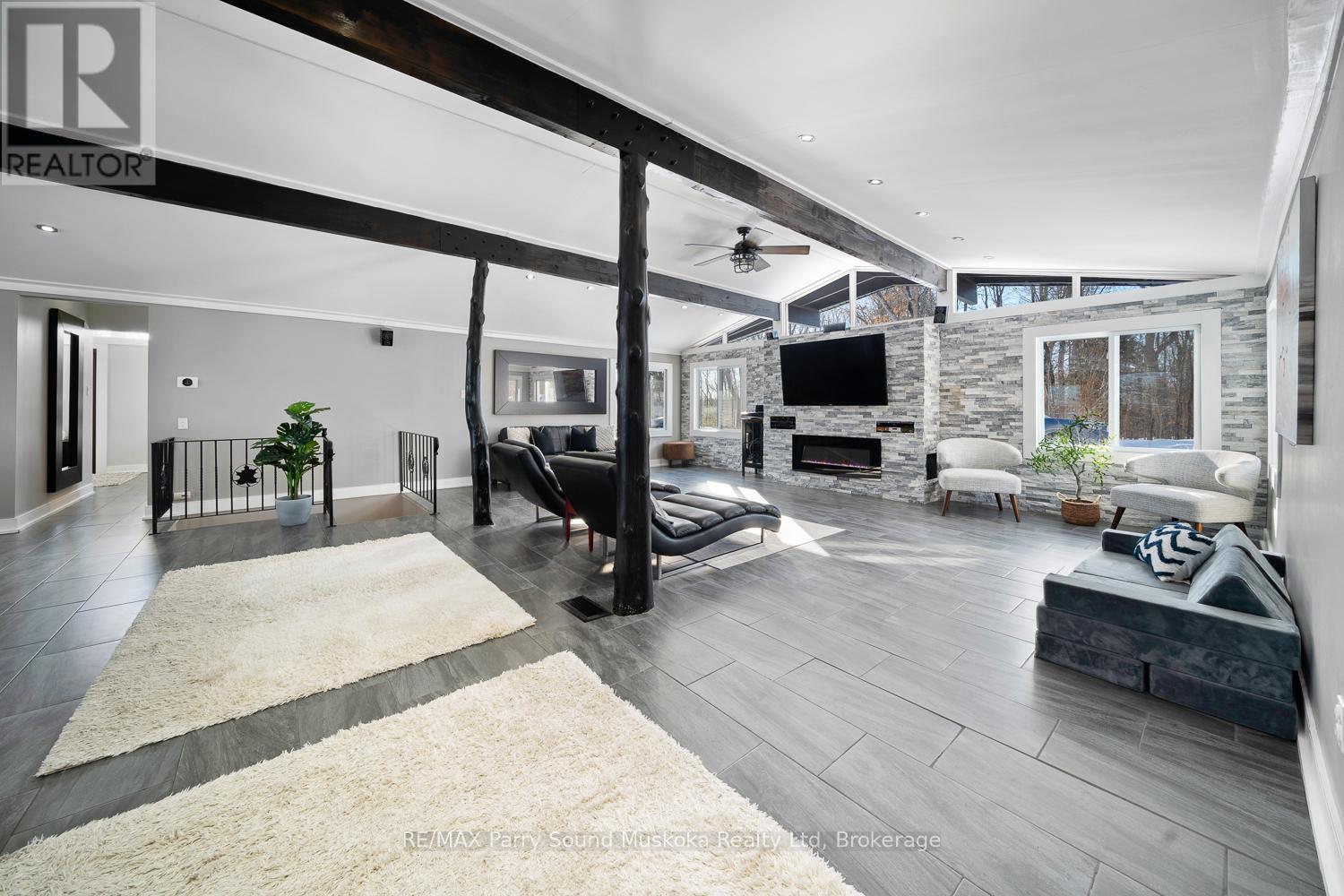 143a Highway 612, Seguin, Ontario  P0C 1H0 - Photo 6 - X12331510
