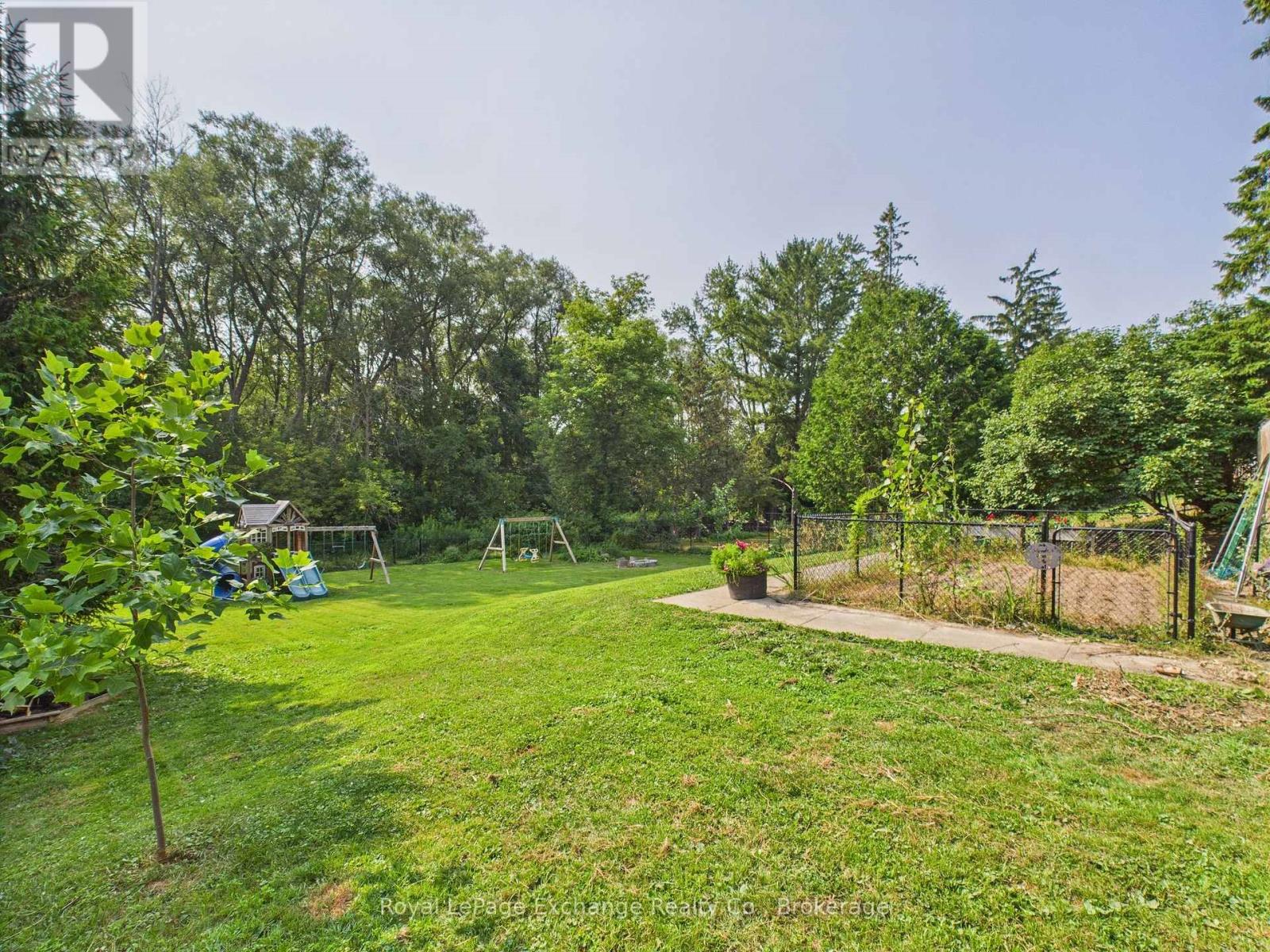 176 Diagonal Road, North Huron, Ontario  N0G 2W0 - Photo 37 - X12331519