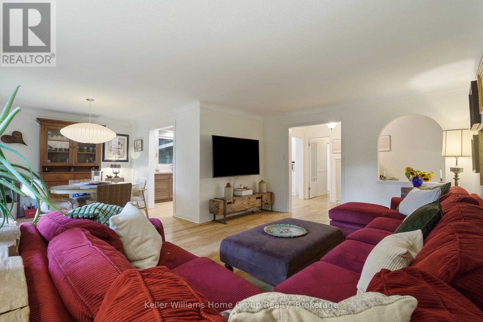 235 Concession 11 Road E, Hamilton, Ontario  L8B 1H7 - Photo 6 - X12331694