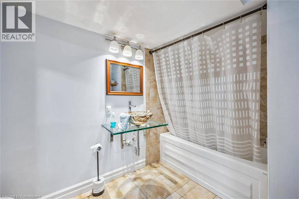 405 Spice Bush Street, Waterloo, Ontario  N2V 2V6 - Photo 33 - 40758481