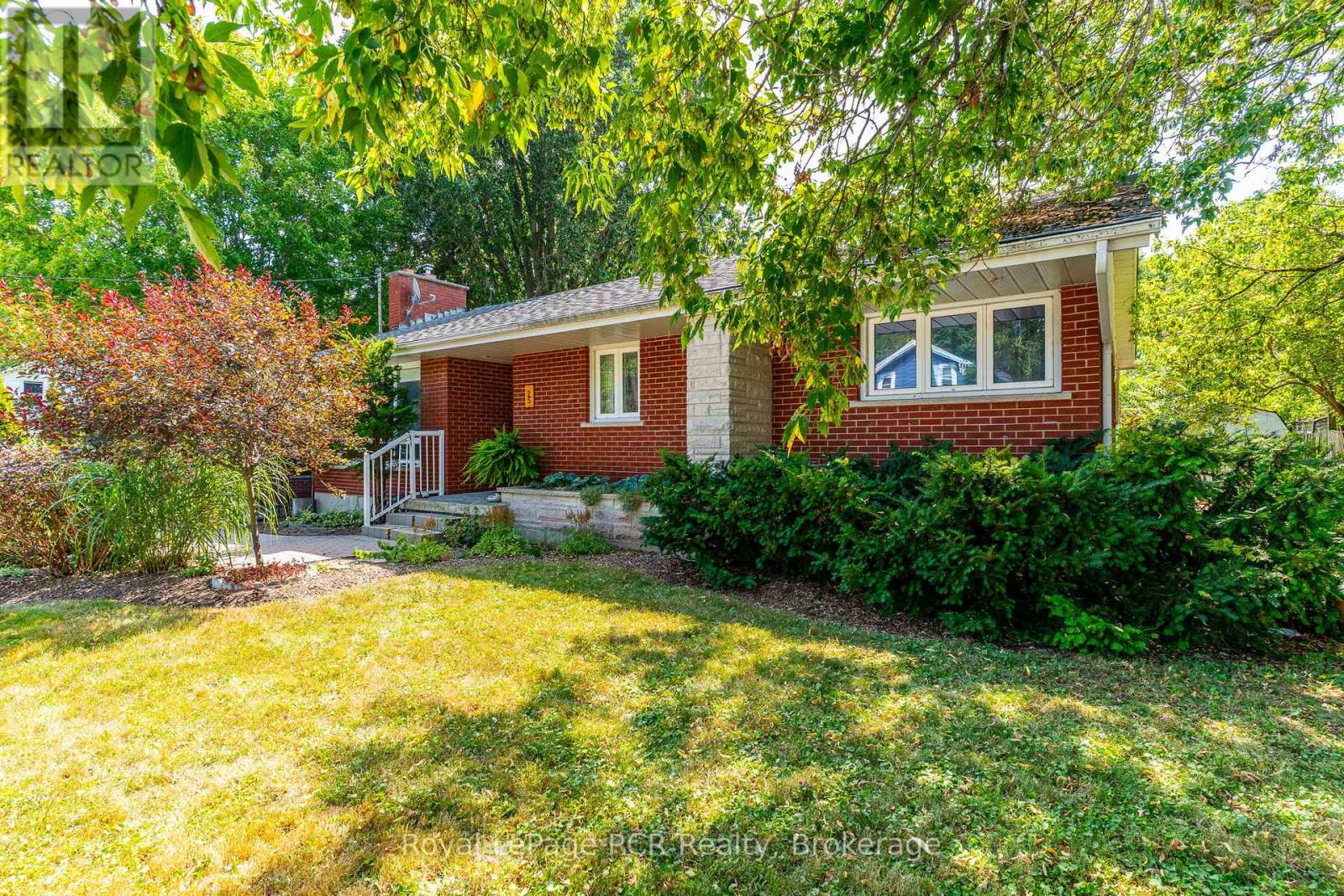 25 MARGARET STREET, Meaford, Ontario