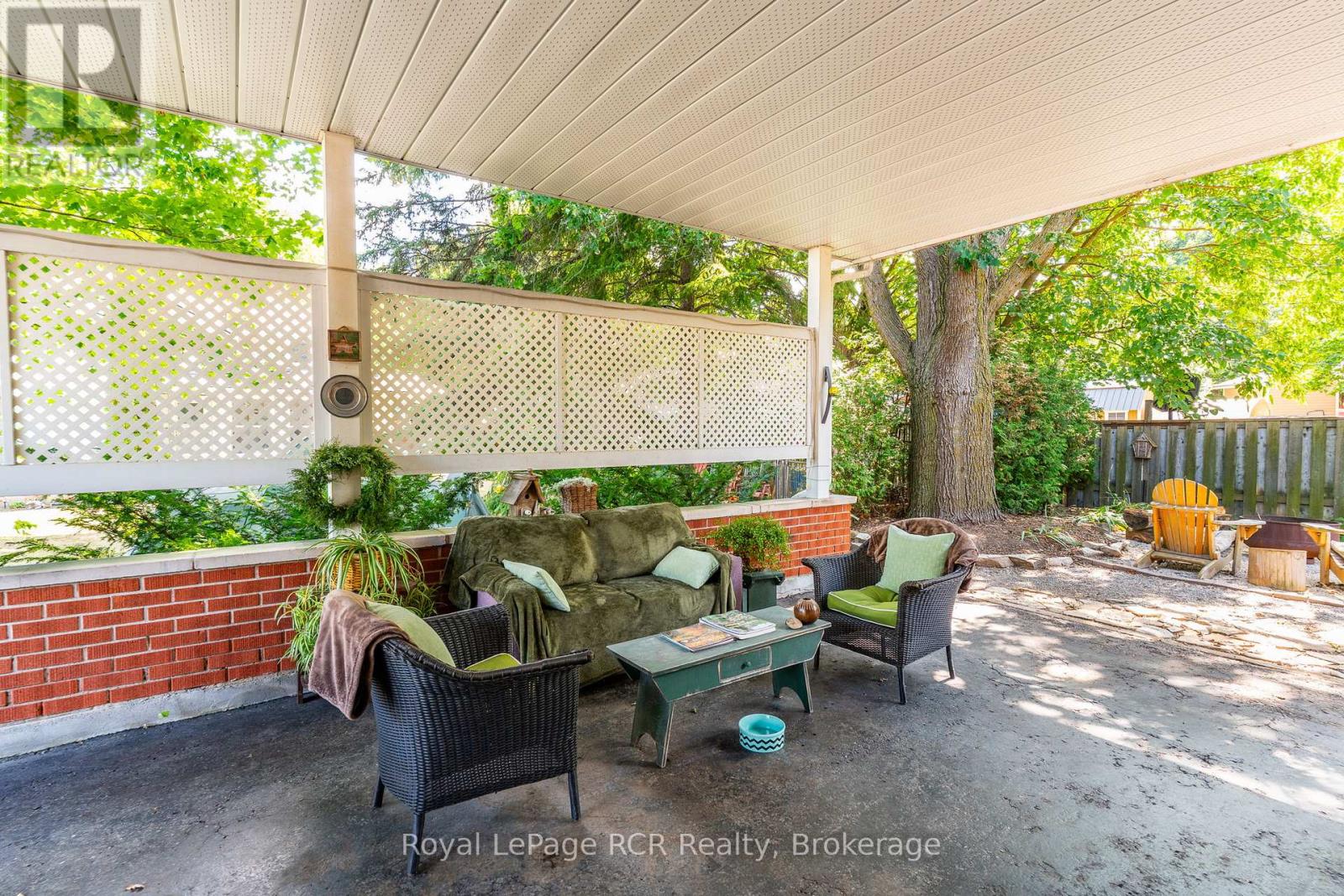 25 Margaret Street, Meaford, Ontario  N4L 1P8 - Photo 32 - X12331708