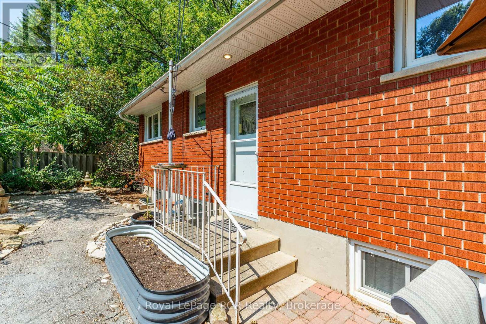 25 Margaret Street, Meaford, Ontario  N4L 1P8 - Photo 38 - X12331708