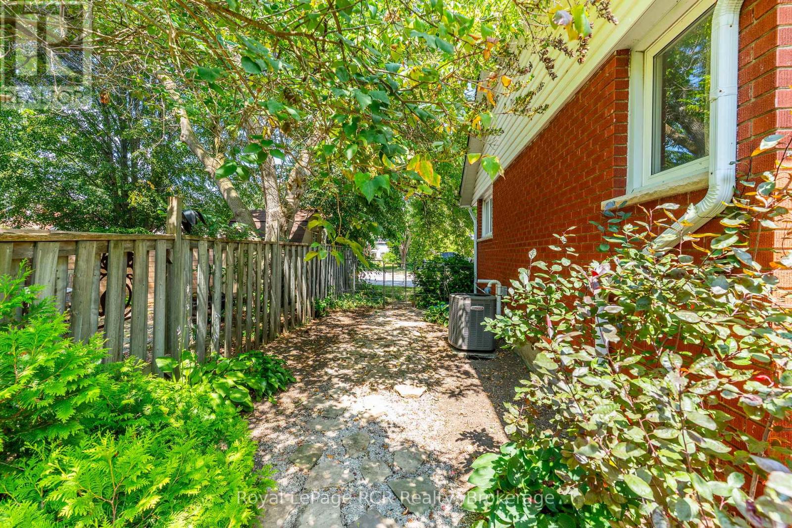 25 Margaret Street, Meaford, Ontario  N4L 1P8 - Photo 41 - X12331708
