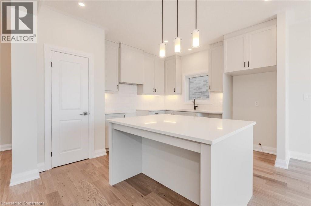 552 Balsam Poplar Street, Waterloo, Ontario  N2V 0E3 - Photo 9 - 40757918