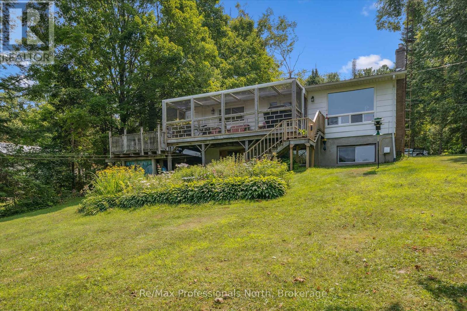 1042 River Haven Road, Bracebridge, Ontario  P1L 1X1 - Photo 34 - X12331846