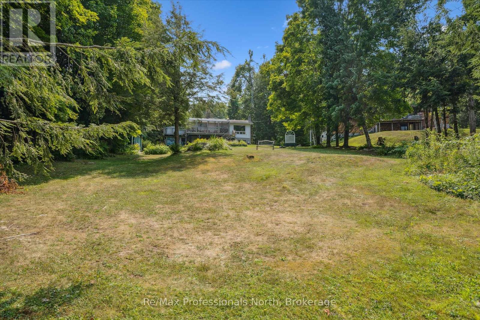1042 River Haven Road, Bracebridge, Ontario  P1L 1X1 - Photo 42 - X12331846