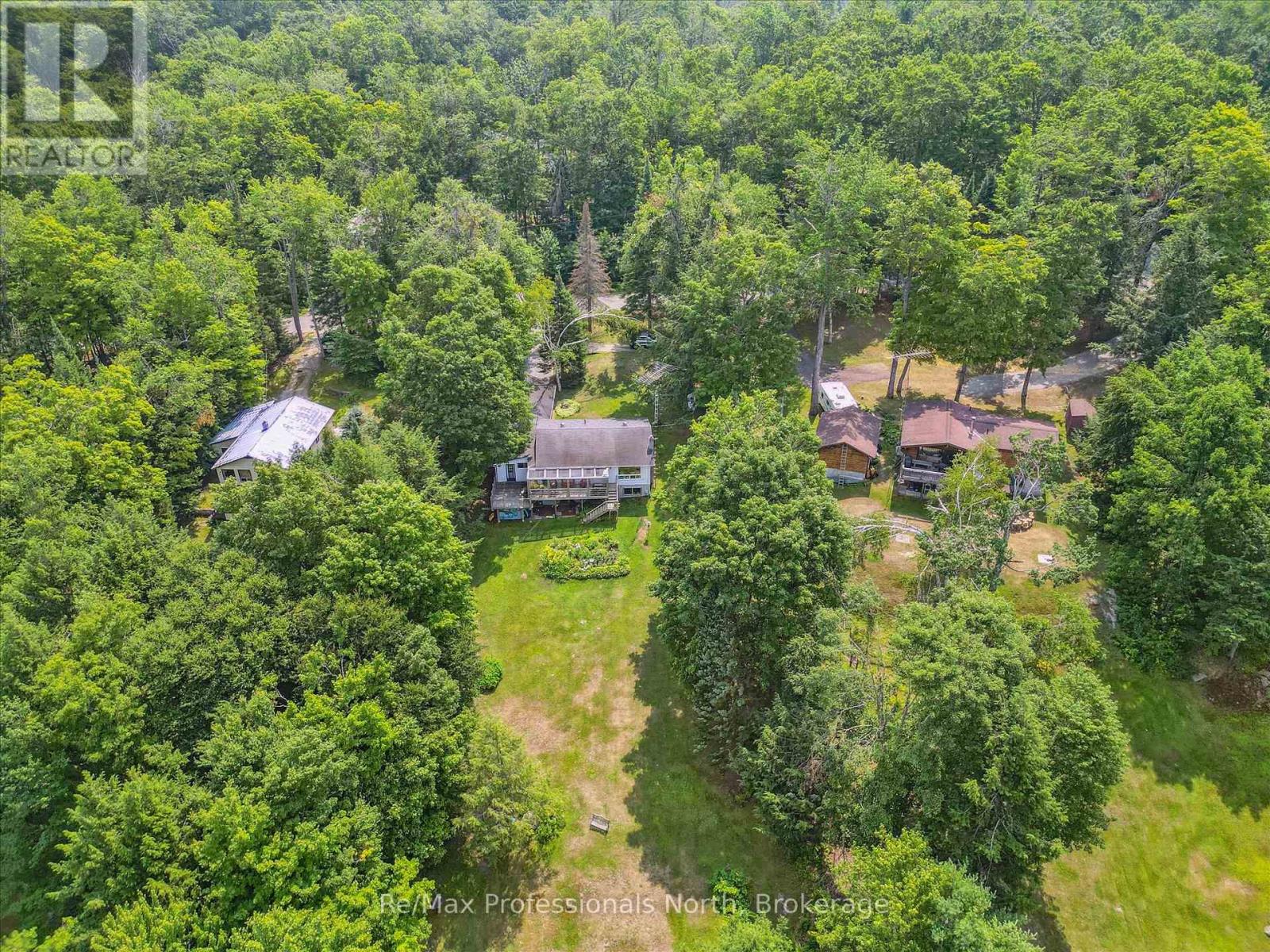 1042 River Haven Road, Bracebridge, Ontario  P1L 1X1 - Photo 47 - X12331846