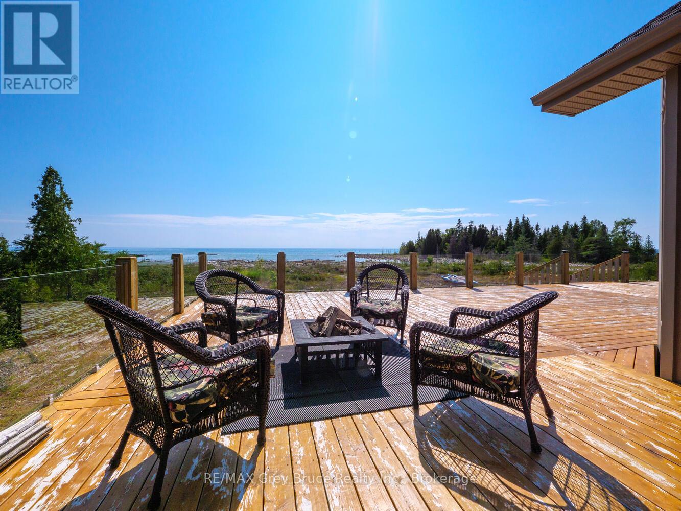 157 Zorra Drive, Northern Bruce Peninsula, Ontario  N0H 2R0 - Photo 14 - X12331929