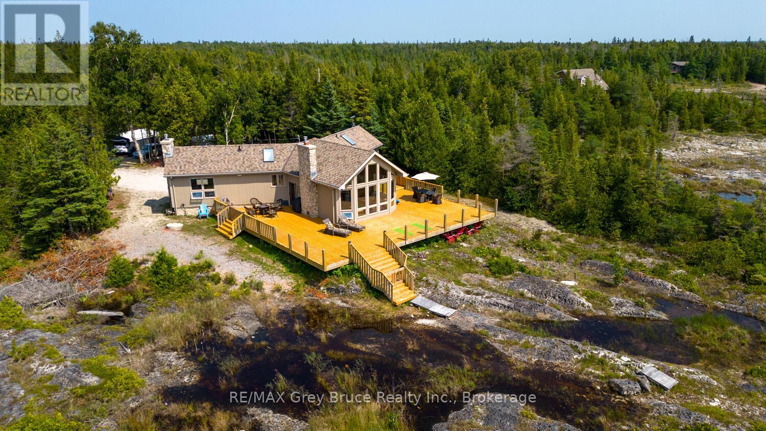 157 Zorra Drive, Northern Bruce Peninsula, Ontario  N0H 2R0 - Photo 49 - X12331929