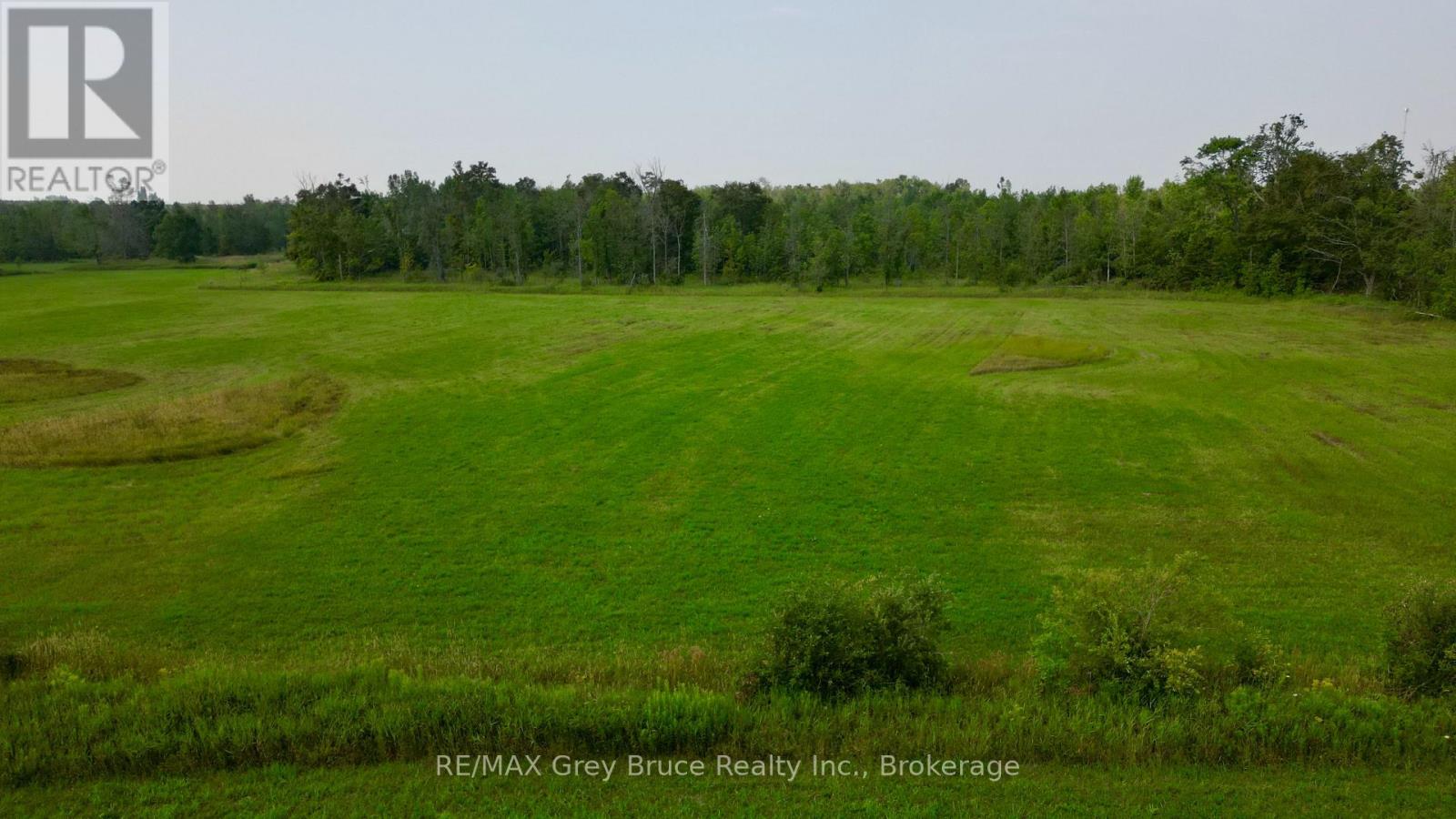 61 Crawford Drive, South Bruce Peninsula, Ontario  N0H 2T0 - Photo 11 - X12331956