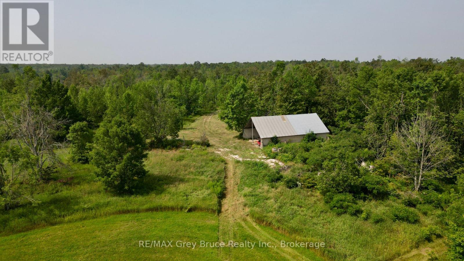 61 Crawford Drive, South Bruce Peninsula, Ontario  N0H 2T0 - Photo 15 - X12331956