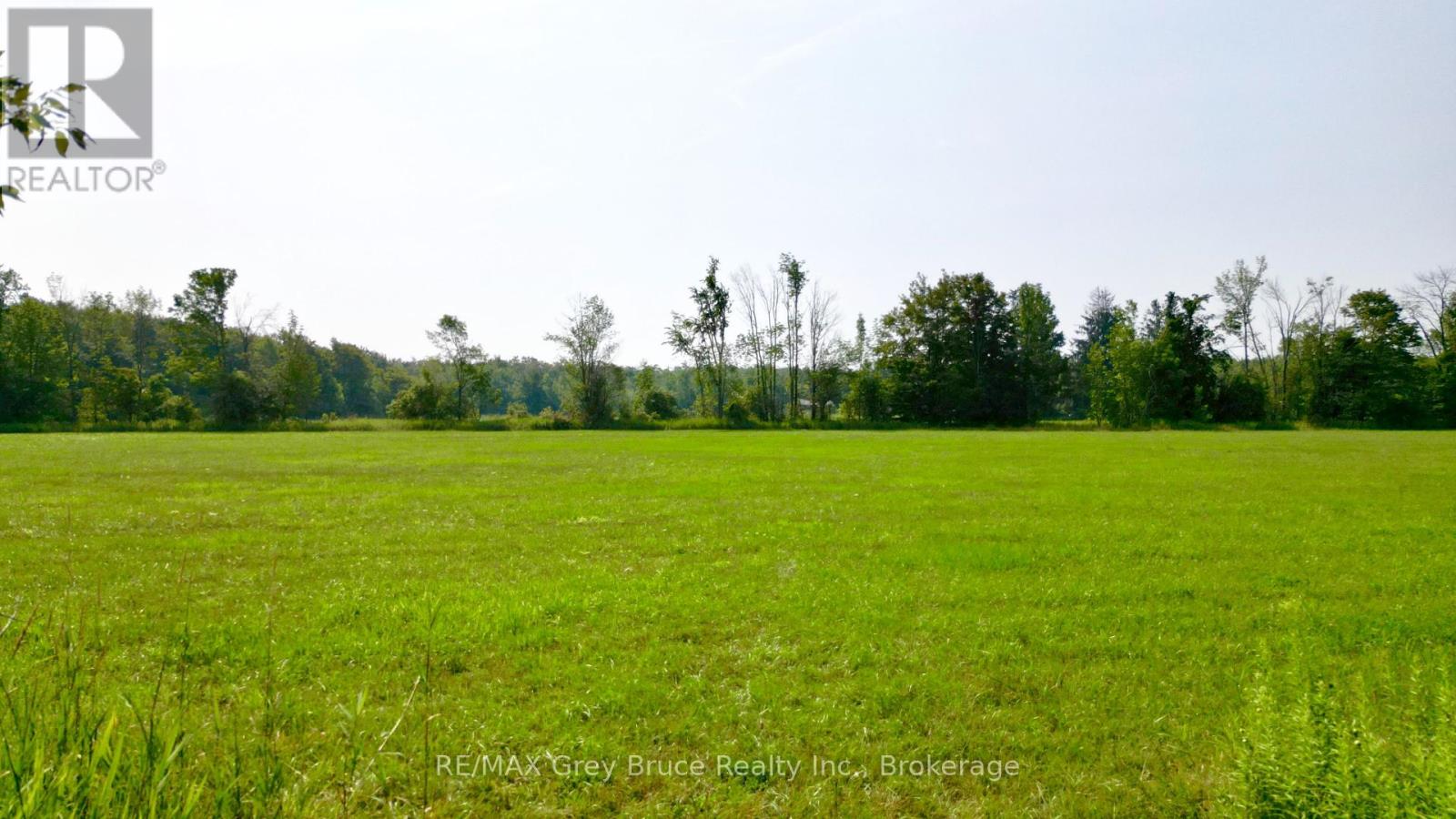 61 Crawford Drive, South Bruce Peninsula, Ontario  N0H 2T0 - Photo 2 - X12331956