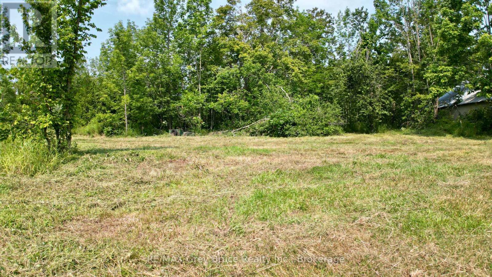 61 Crawford Drive, South Bruce Peninsula, Ontario  N0H 2T0 - Photo 30 - X12331956