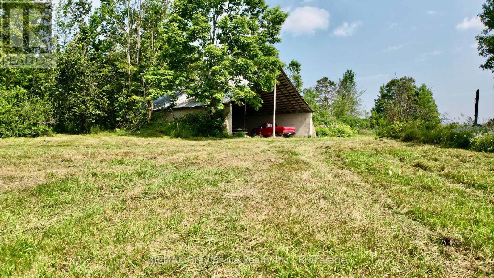 61 Crawford Drive, South Bruce Peninsula, Ontario  N0H 2T0 - Photo 31 - X12331956