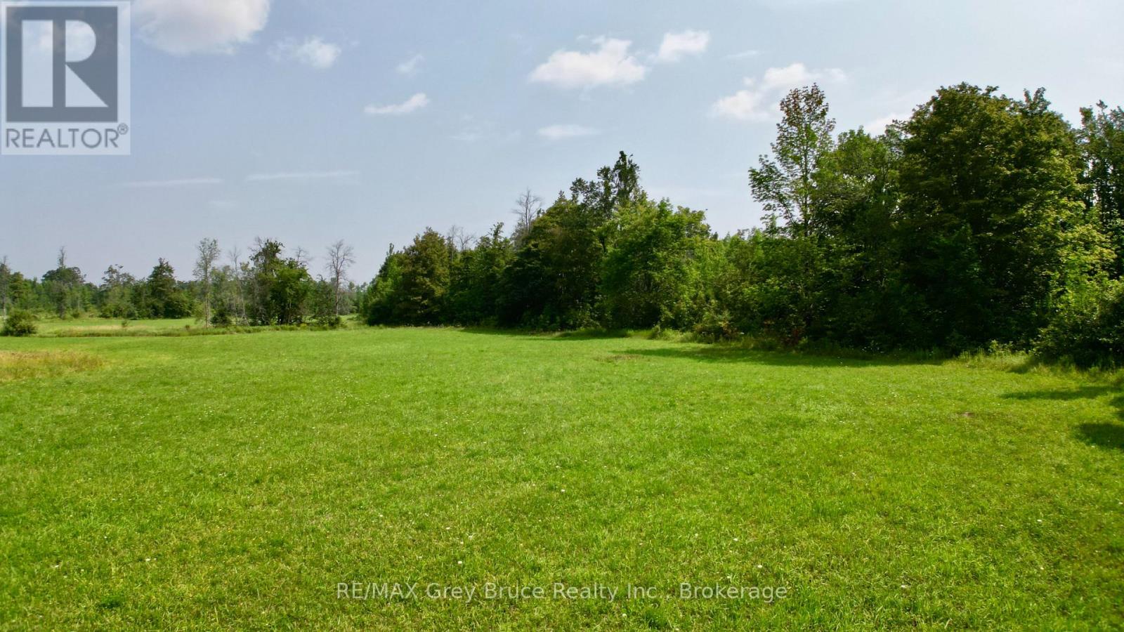 61 Crawford Drive, South Bruce Peninsula, Ontario  N0H 2T0 - Photo 38 - X12331956
