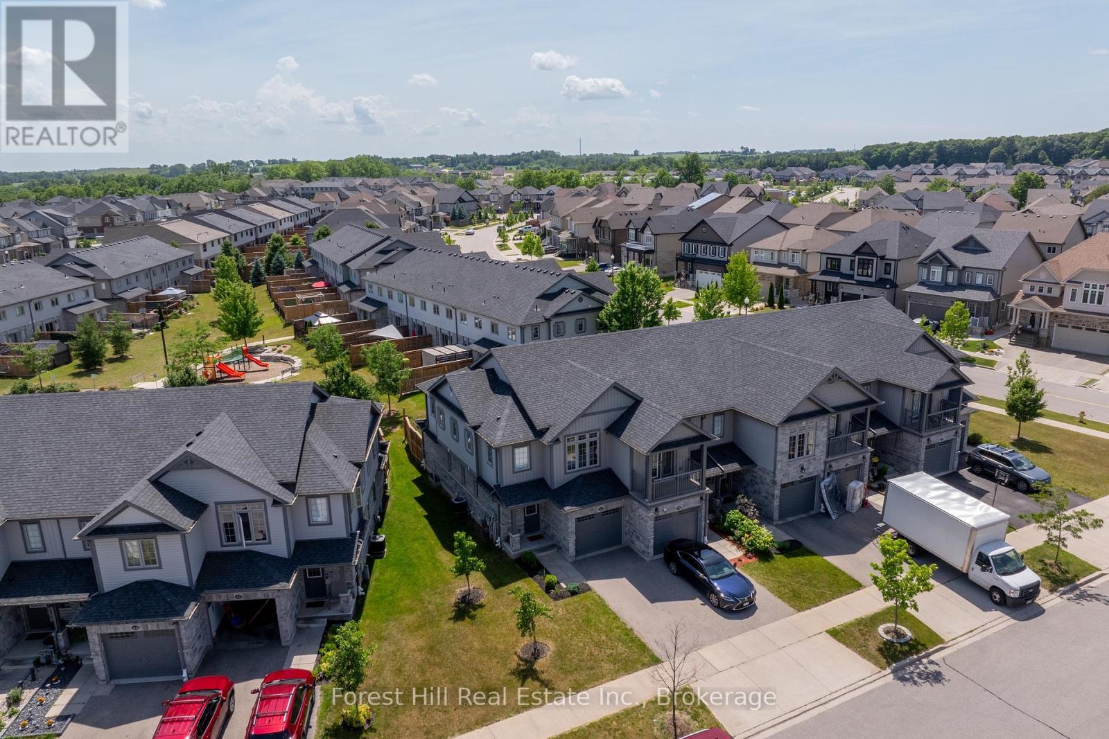 40 Netherwood Road, Kitchener, Ontario  N2P 0B7 - Photo 2 - X12332002