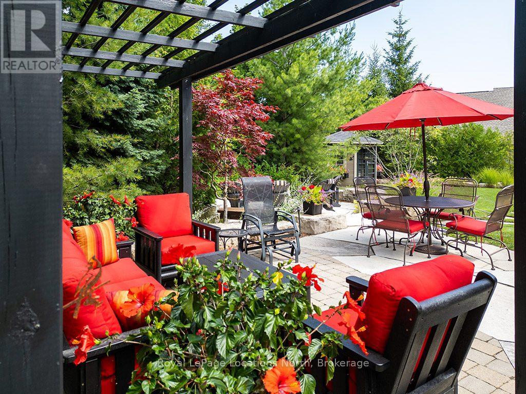 376 Sunset Boulevard, Blue Mountains, Ontario  N0H 2P0 - Photo 19 - X12332193