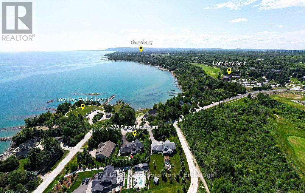 376 Sunset Boulevard, Blue Mountains, Ontario  N0H 2P0 - Photo 2 - X12332193
