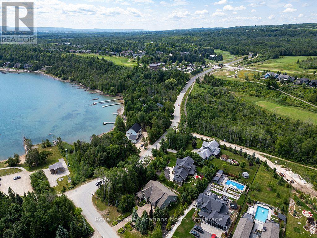 376 Sunset Boulevard, Blue Mountains, Ontario  N0H 2P0 - Photo 23 - X12332193