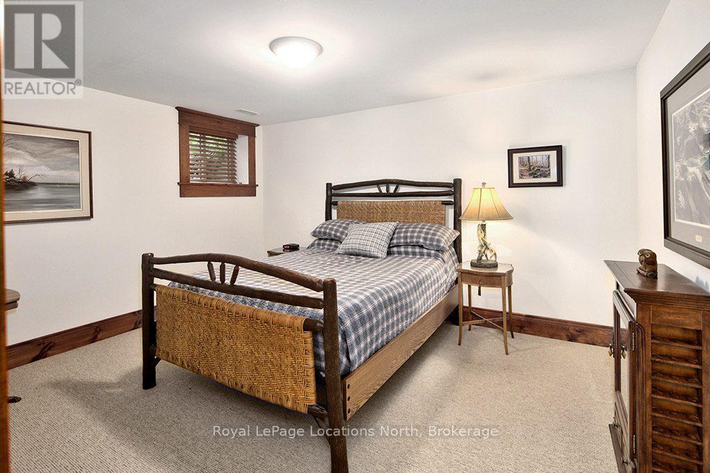 376 Sunset Boulevard, Blue Mountains, Ontario  N0H 2P0 - Photo 36 - X12332193