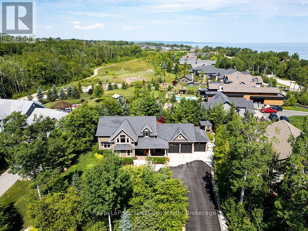 376 Sunset Boulevard, Blue Mountains, Ontario  N0H 2P0 - Photo 4 - X12332193