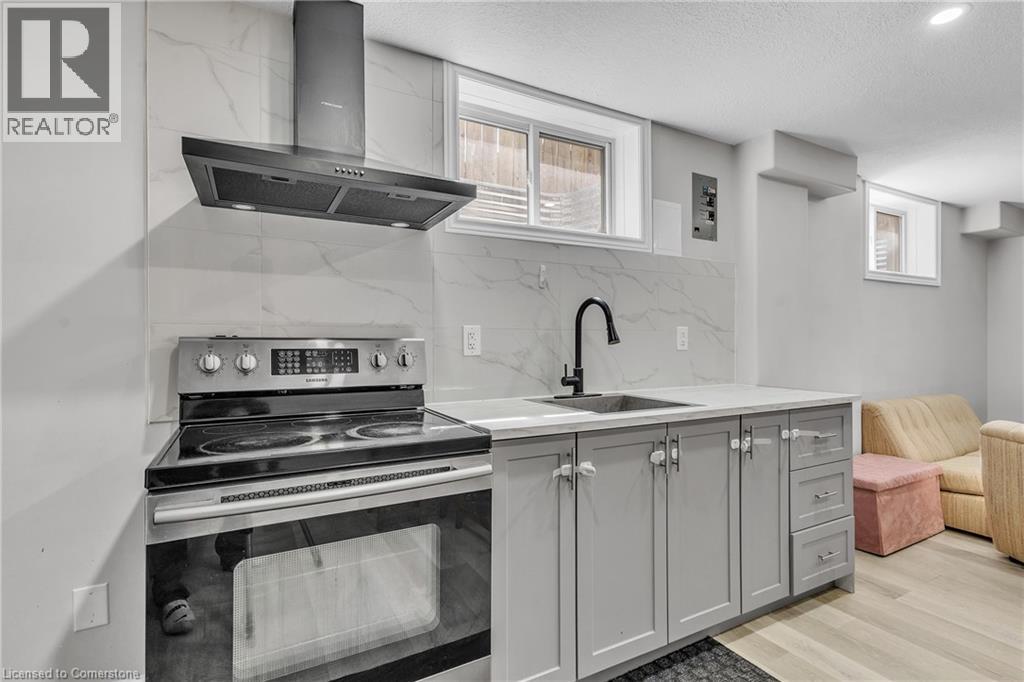 50 Inge Court, Kitchener, Ontario  N2K 3V7 - Photo 35 - 40758529