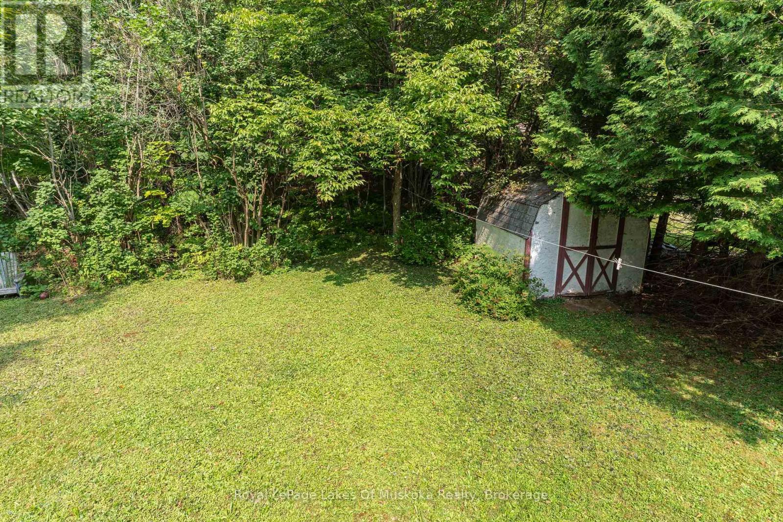 21 Harris Street, Muskoka Lakes, Ontario  P0B 1J0 - Photo 33 - X12332237
