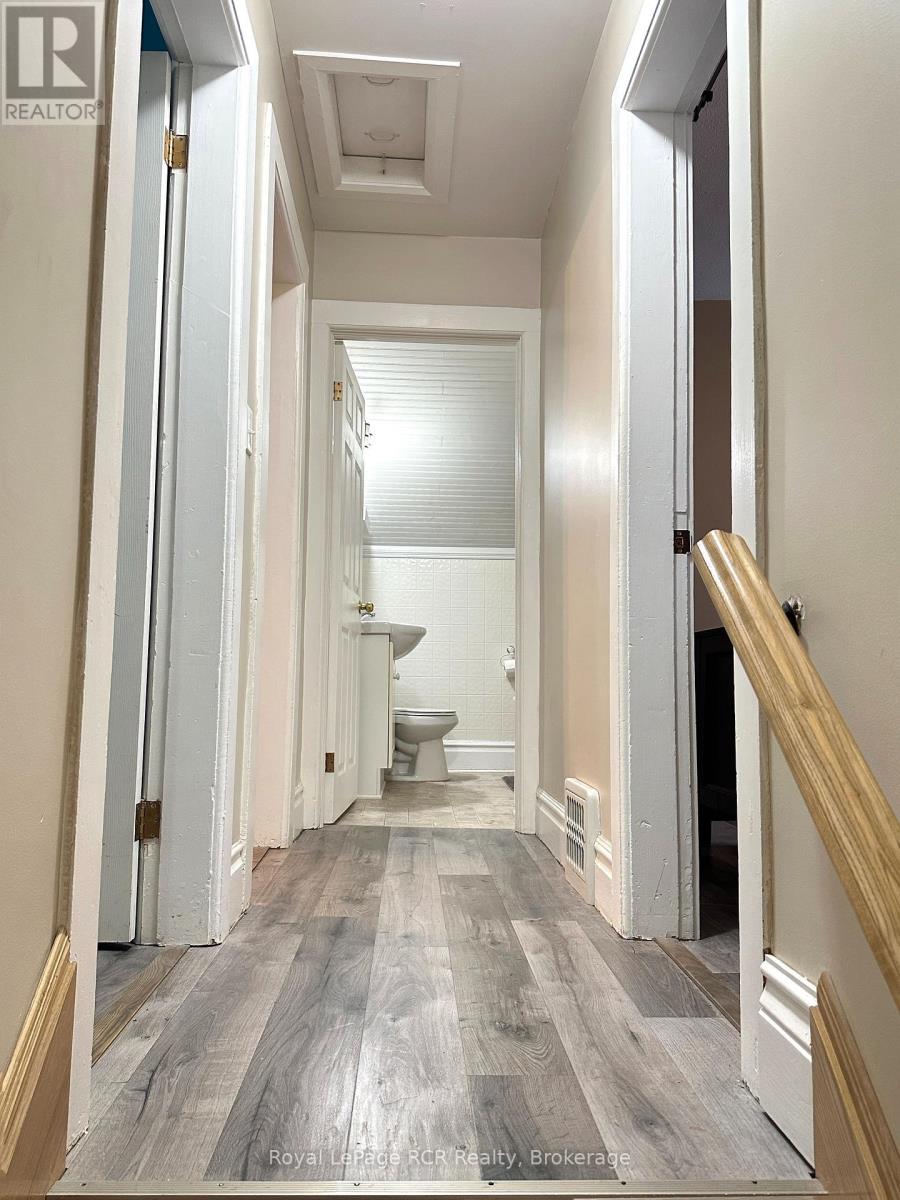 403 7th Avenue, Hanover, Ontario  N4N 2J1 - Photo 20 - X12332404