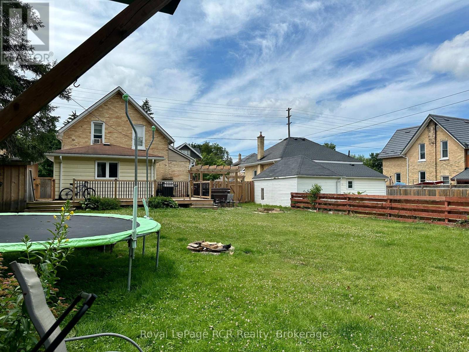 403 7th Avenue, Hanover, Ontario  N4N 2J1 - Photo 7 - X12332404