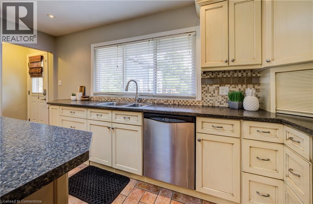 111 Pollock Avenue, Cambridge, Ontario  N1R 2B8 - Photo 11 - 40757019