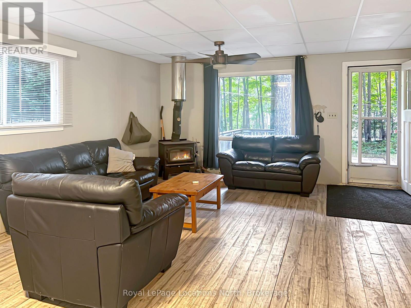 213 Tammy's Cove Road, Northern Bruce Peninsula, Ontario  N0H 1W0 - Photo 12 - X12332643