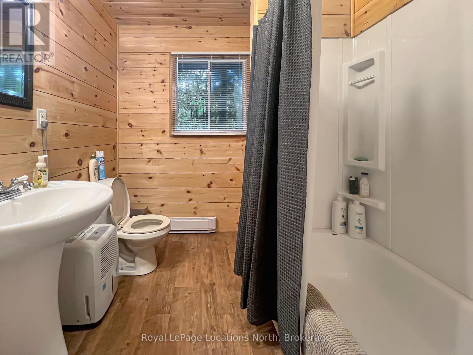 213 Tammy's Cove Road, Northern Bruce Peninsula, Ontario  N0H 1W0 - Photo 19 - X12332643