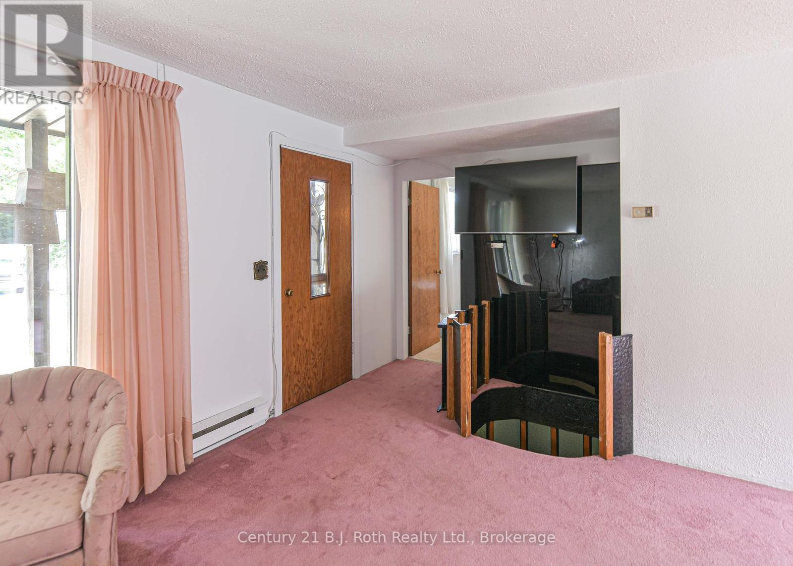 535 High Street, Orillia, Ontario  L3V 4X9 - Photo 10 - S12332700