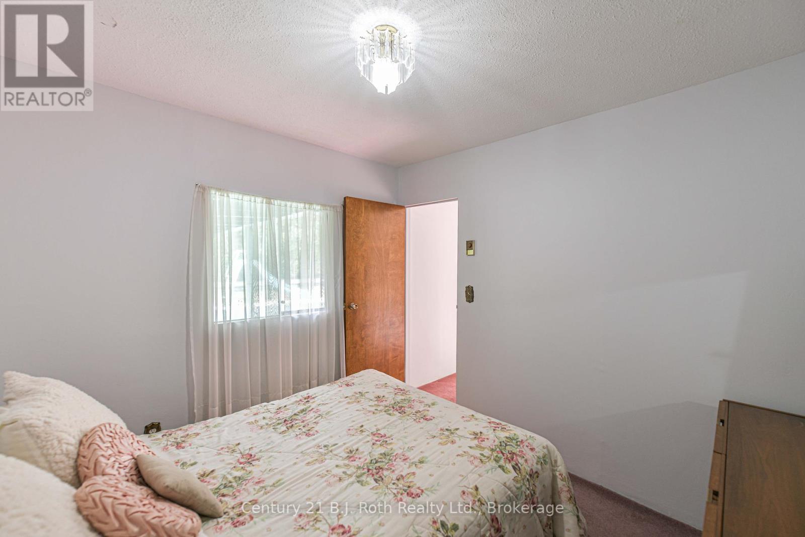 535 High Street, Orillia, Ontario  L3V 4X9 - Photo 16 - S12332700