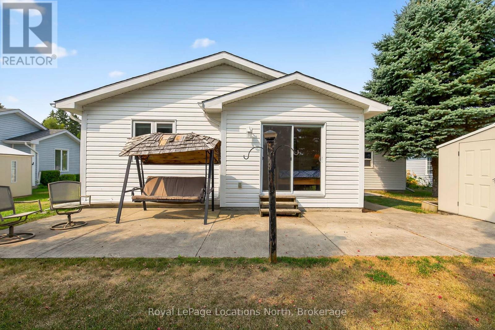 66 Pennsylvania Avenue, Wasaga Beach, Ontario  L9Z 3A8 - Photo 17 - S12332823