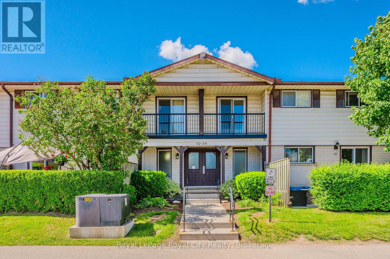 53 - 30d Flamingo Drive, Woolwich, Ontario  N3B 1V5 - Photo 2 - X12332927