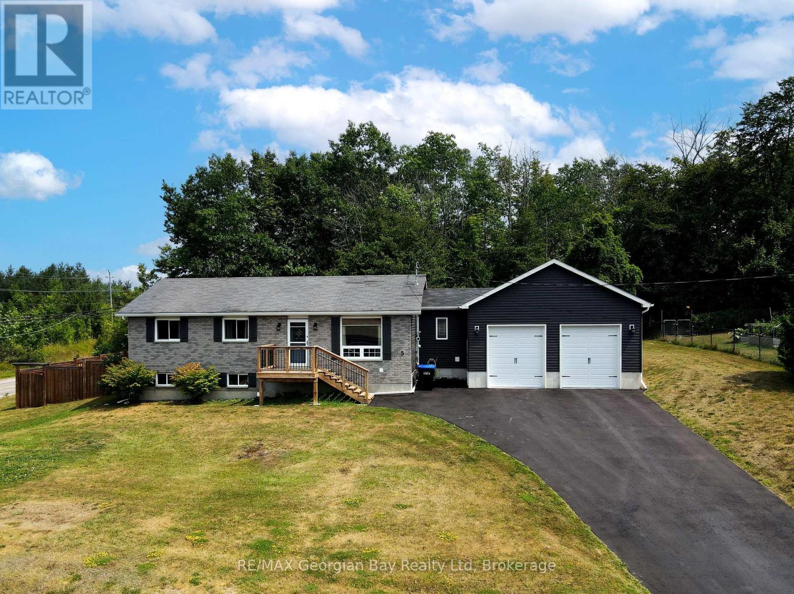 5 Easton Avenue, Tay, Ontario  L0K 1R0 - Photo 28 - S12333014