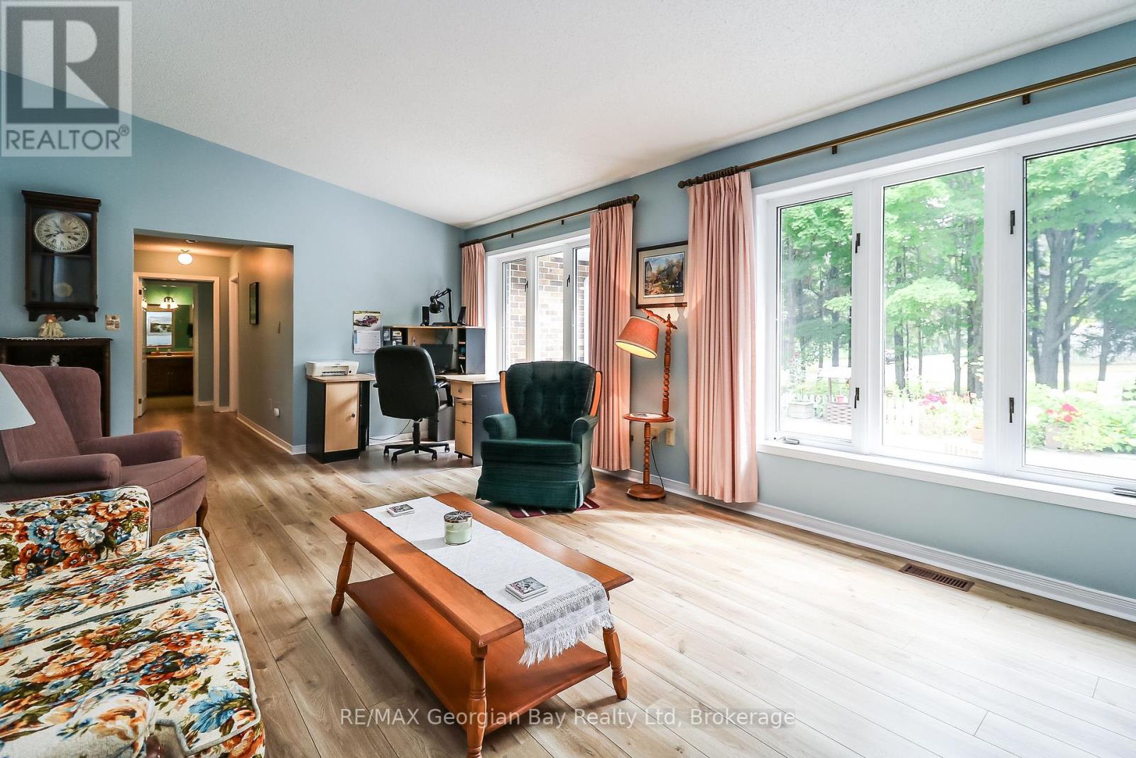 436 Puddicombe Road, Midland, Ontario  L4R 5G7 - Photo 17 - S12333020