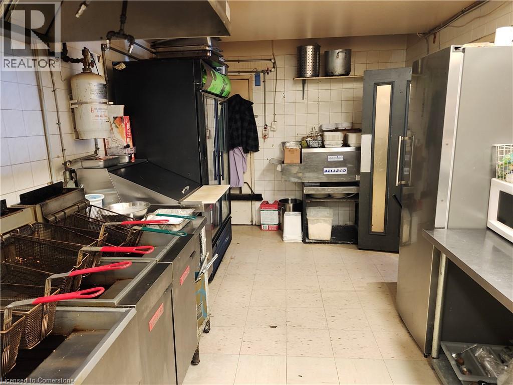 49 Scott Street W Unit# A, St. Catharines, Ontario  L2R 1E1 - Photo 12 - 40758443