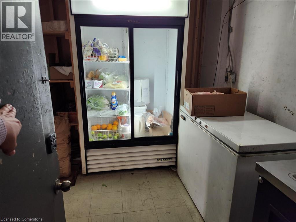49 Scott Street W Unit# A, St. Catharines, Ontario  L2R 1E1 - Photo 14 - 40758443