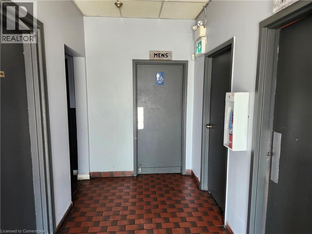 49 Scott Street W Unit# A, St. Catharines, Ontario  L2R 1E1 - Photo 17 - 40758443