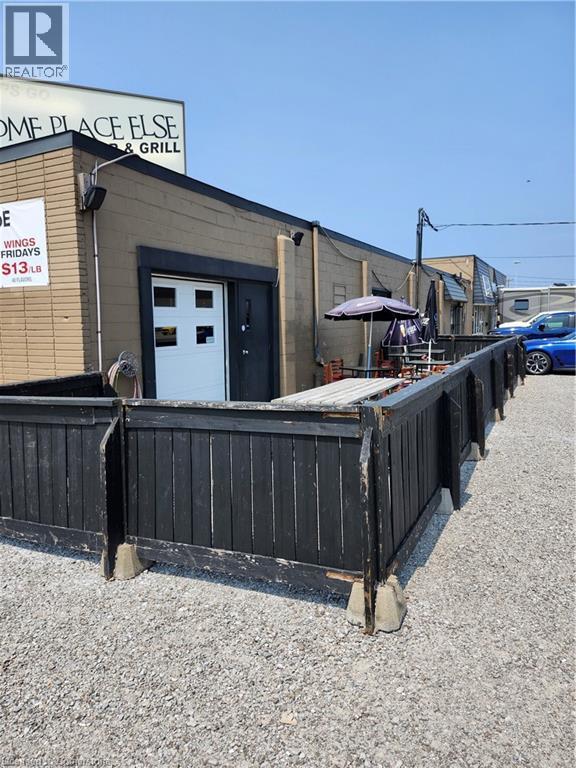 49 Scott Street W Unit# A, St. Catharines, Ontario  L2R 1E1 - Photo 3 - 40758443