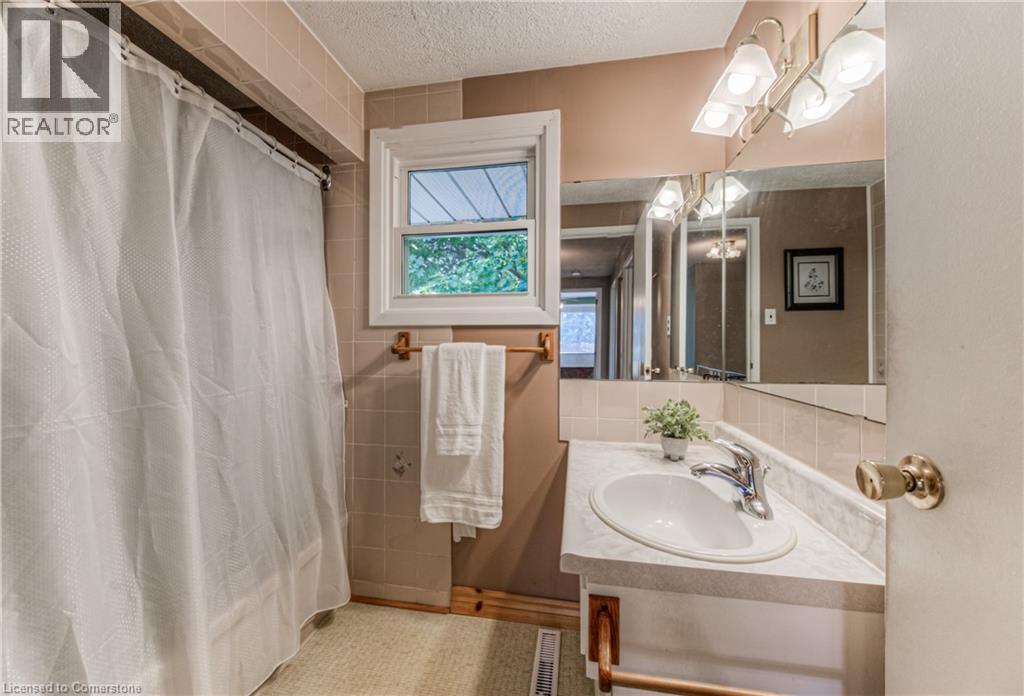 60 Shea Crescent, Kitchener, Ontario  N2E 1E8 - Photo 18 - 40757307