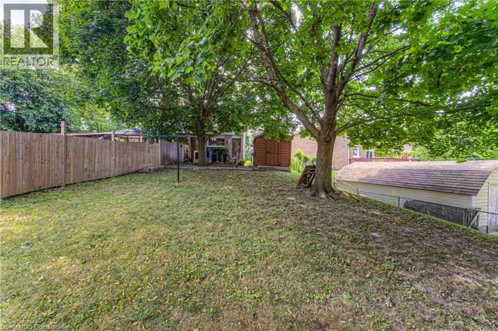 60 Shea Crescent, Kitchener, Ontario  N2E 1E8 - Photo 24 - 40757307