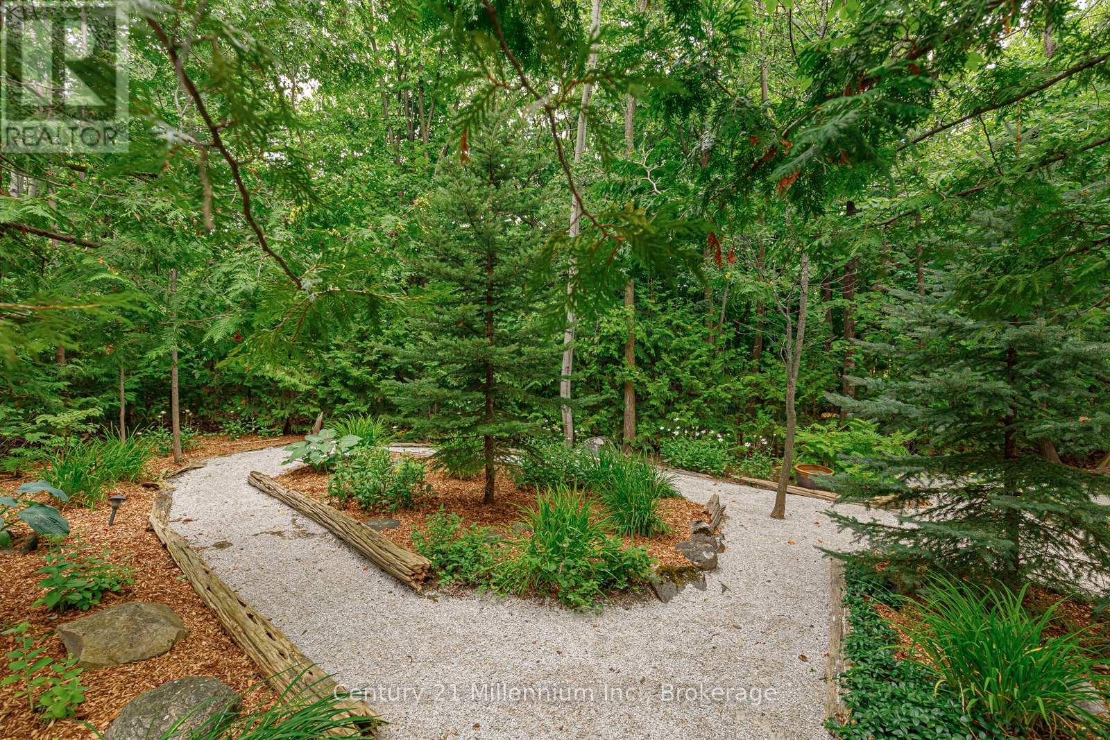 112 Cortina Crescent, Blue Mountains, Ontario  L9Y 0S9 - Photo 41 - X12333307